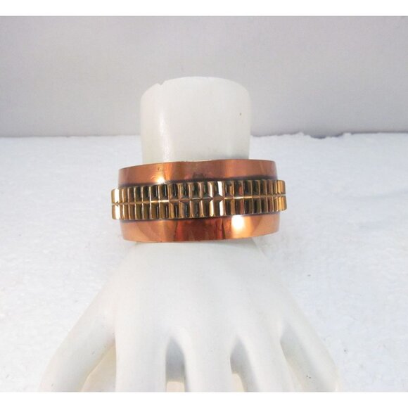Vintage Southwestern Genuine Copper Cuff Bracelet with Textured Design - Picture 3 of 14